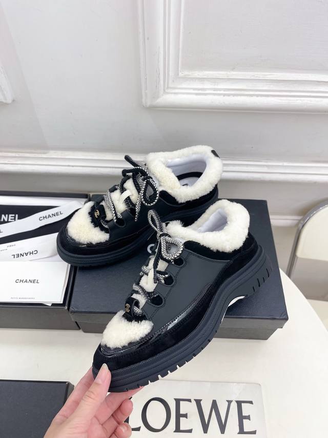 Chanel 25 Spring and Summer New Products Counter Classic Chanel Double C Diamond