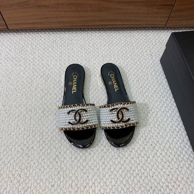 Chan*L pearl slippers. A rich, vintage elegance. Pearl upper with chain. Sheepsk