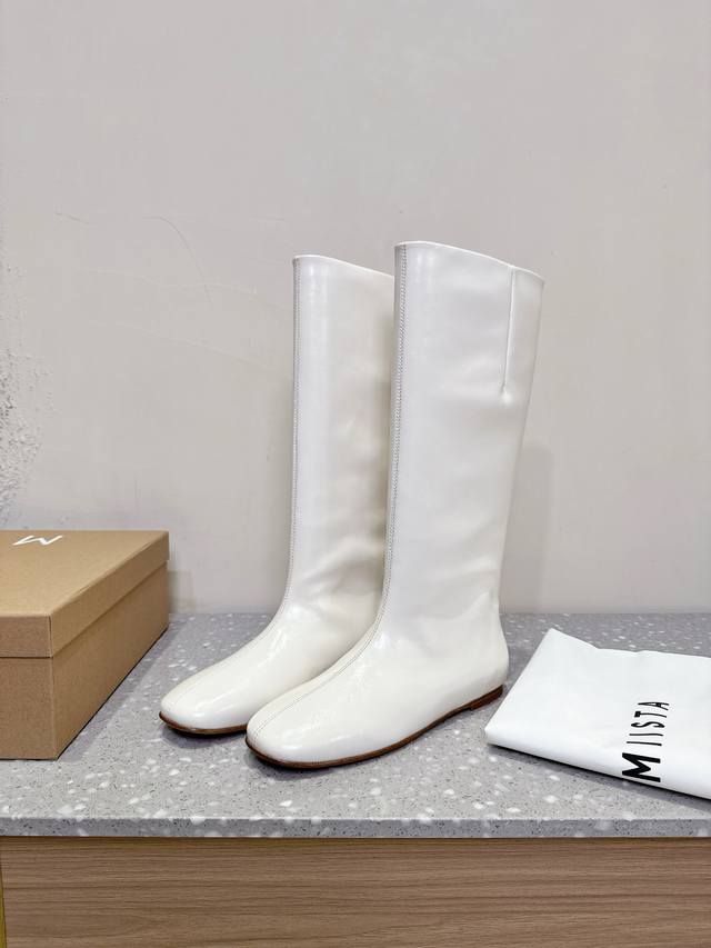 Miista Niche Fashion Brand 25Ss New Autumn and Winter Flat-soled Motorcycle Boot