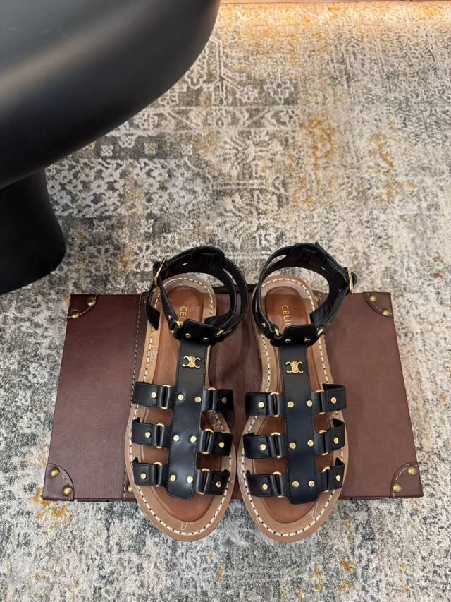 Brand new hot item. New fabric, cowhide lining, sheepskin sole, rubber outsole,