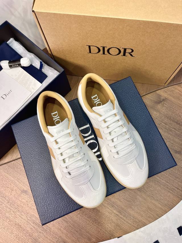 Premium Edition Dior's latest B01 series Matchpoint couple's sneakers. Developed