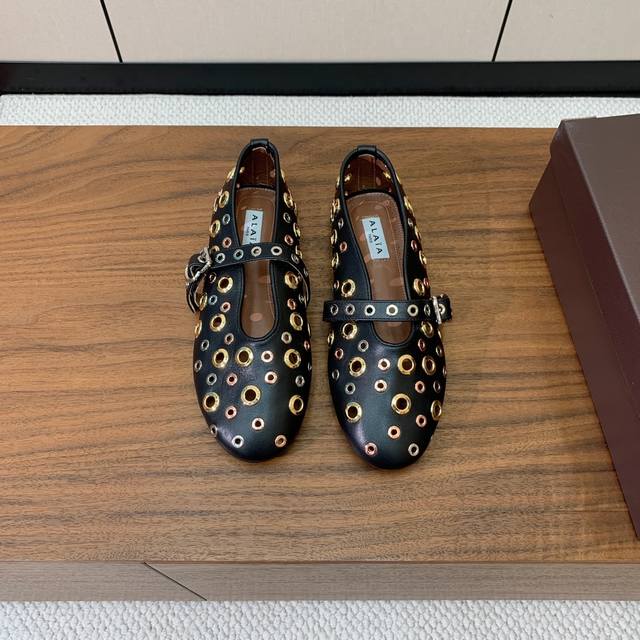 Alaia ballet flats. Premium edition. Super popular, incredibly comfortable and b