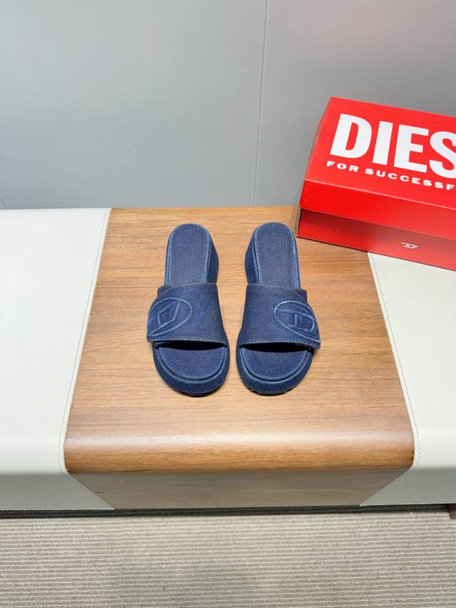 Diese - Niche fashion brand 25Ss Spring/Summer new washed denim slippers. Diese