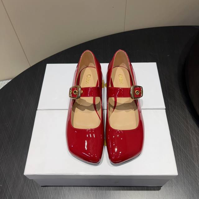 Factory: Exclusive, premium edition Chloe 2025Vs Spring/Summer new shoe collecti