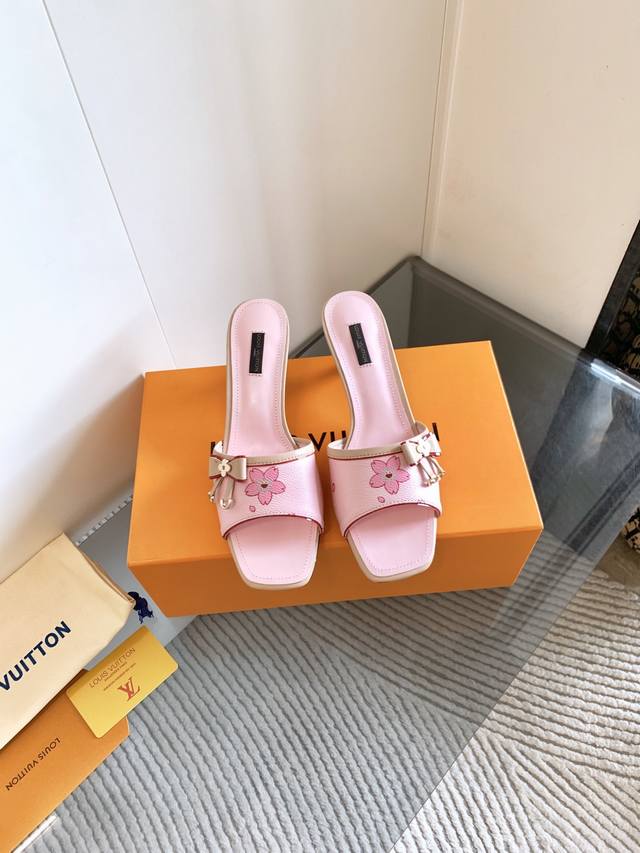2025 Latest Lv Spring/Summer High-Heeled Sandals. Fabric: Imported Patent Leathe