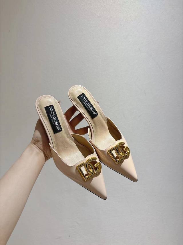 Dolce & Gabbana new original fabric, sheepskin lining, genuine leather outsole,