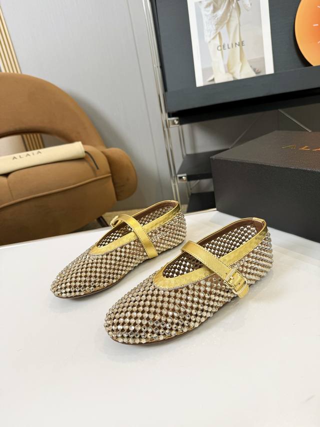 Alaia 23S new retro buckle Mary Jane ballet shoes, catwalk style flat ballet sho