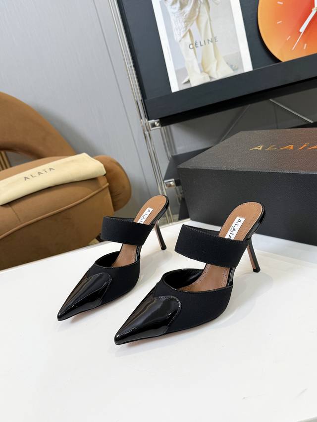 Alaia pointed-toe high-heeled slippers! Countless renowned designers consider th