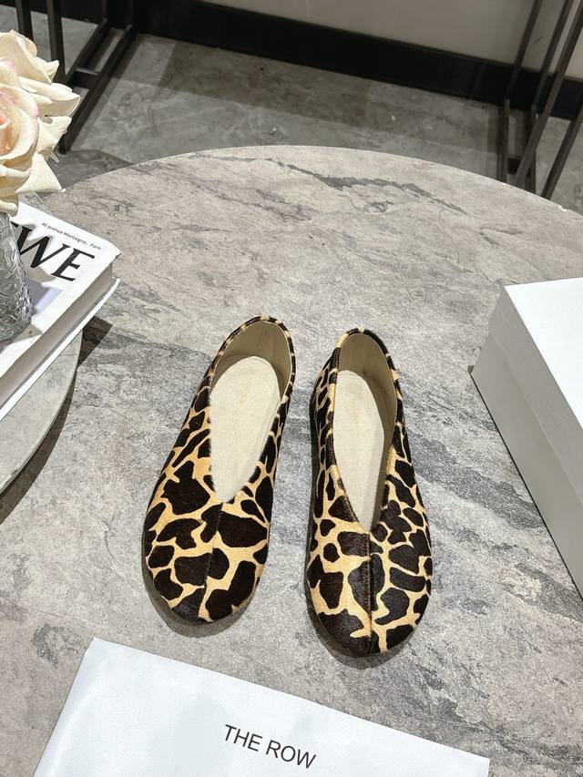 The Row, a niche fashion brand, launched its new spring/summer 25Ss ballet flats
