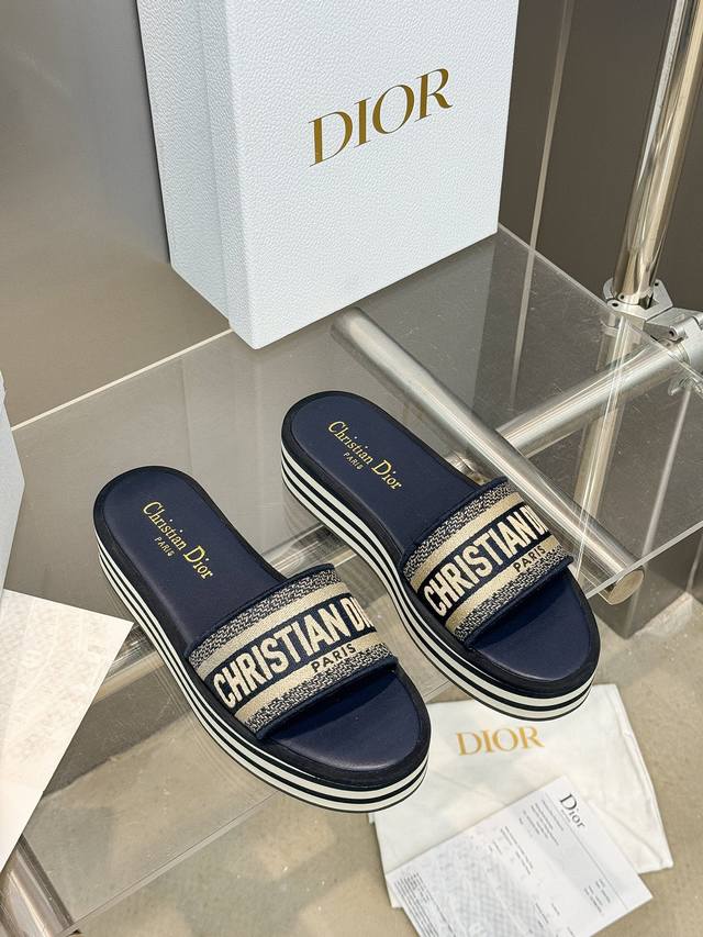 Factory Price: Dior Dway Striped Platform Embroidered Sandals. These Dway platfo