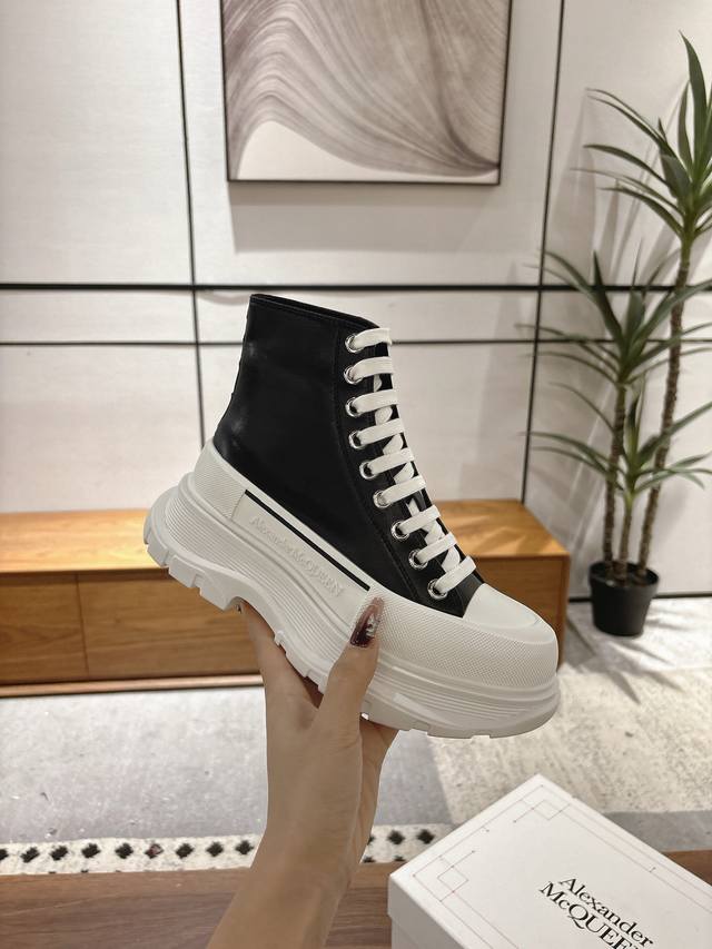 Leather high-tops for both men and women, top quality, inspection-free, with chi