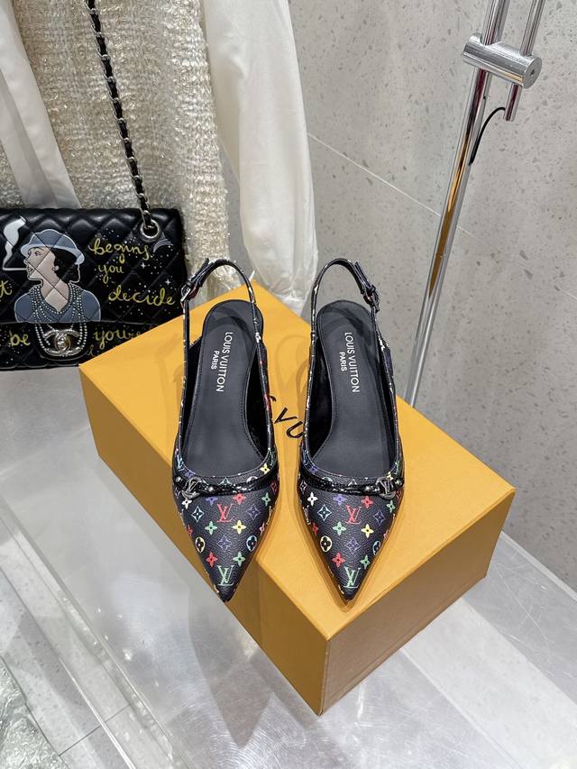 Top-of-the-line Louis Vuitton LV 2025 Spring/Summer pointed-toe high-heeled sand