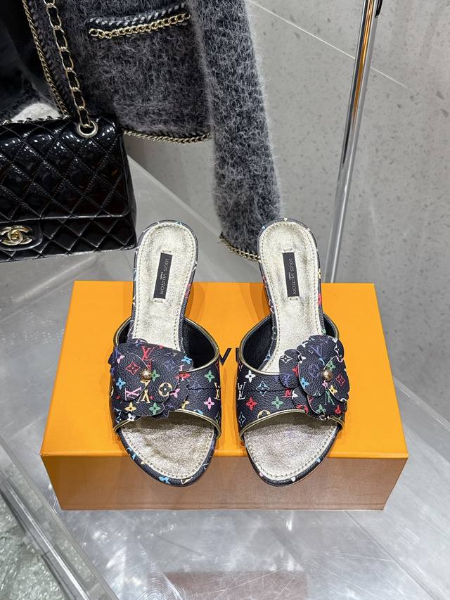 It is hard not to wonder whether the top version of Louisvuitton 25 spring and s