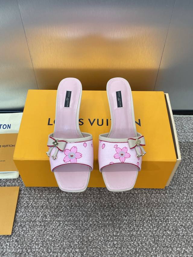 Louis Vuitton 2025 Spring/Summer New Cat Heel Butterfly Jelly Color Women's Shoe