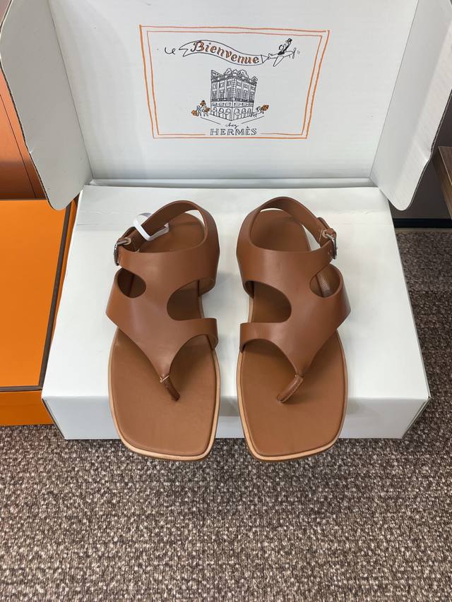 Factory Price P Hermes Karen flat sandals are fashionable and versatile, super c