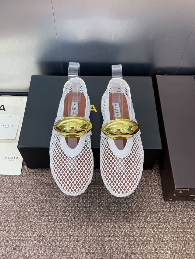 Factory Price P: Ordinary Box Original Packaging Alaia 2025 Spring and Summer Ne