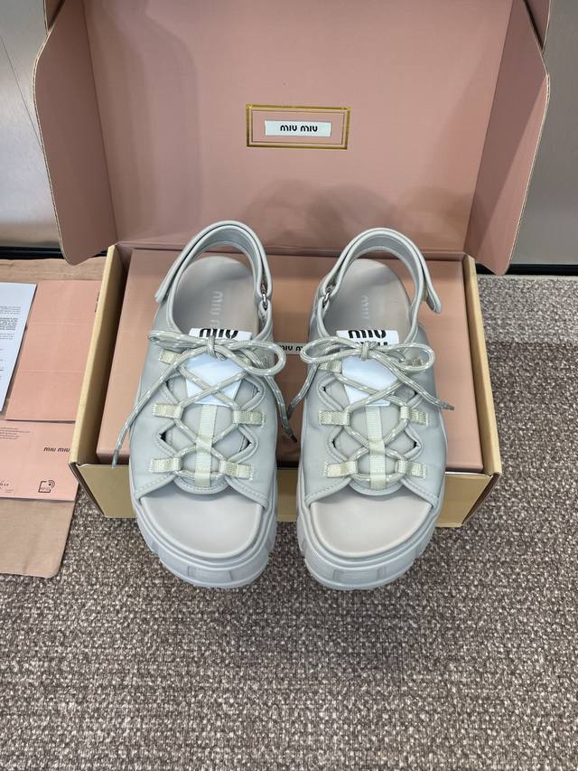 Factory P price P Miumiu 2025 Spring and Summer Haute Couture Series Catwalk New