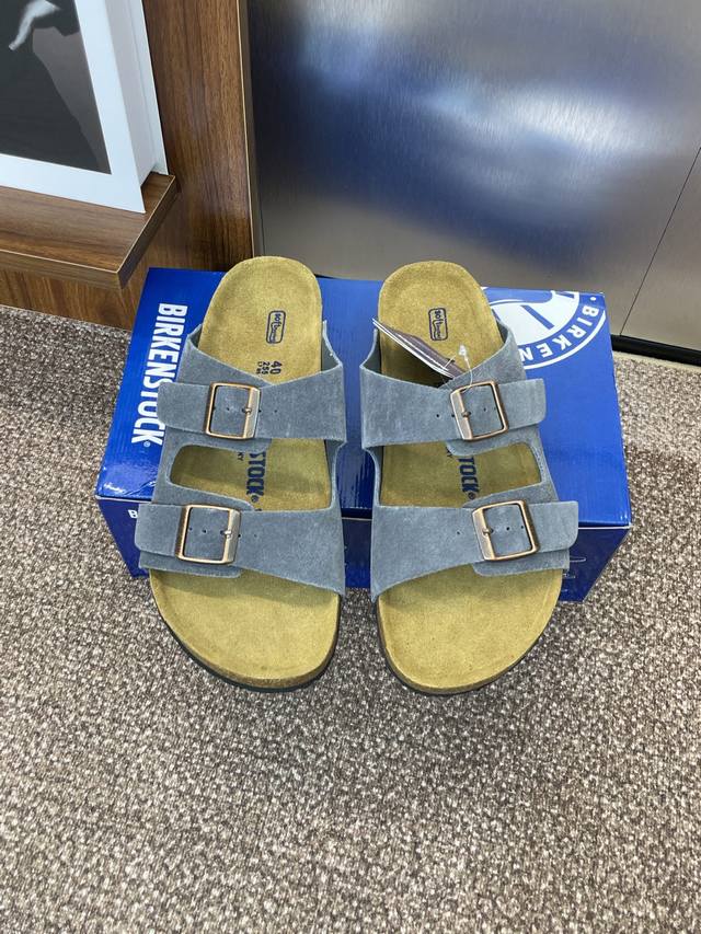 Factory Price P Birkenstock Spring/Summer Couple Beach Shoes Flat-soled Hardware