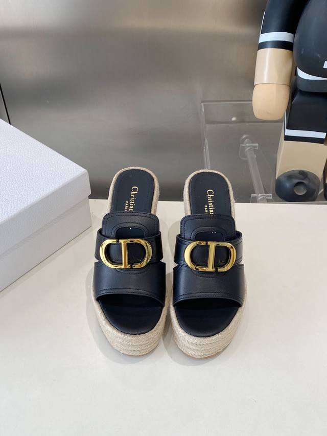 Dior 25Ss summer high-top version, new platform slippers, simple and versatile.