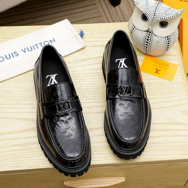 Louis Vuitton new men's casual business leather shoes are replicas of the origin