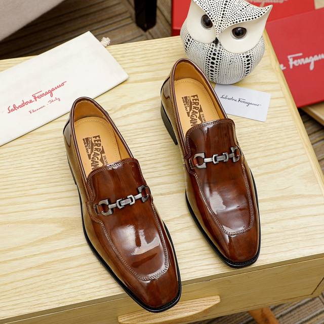 Ferragamo new men's casual slip-on shoes, made with the original 1:1 mold from t