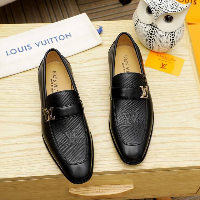 Louis Vuitton new men's casual business leather shoes are replicas of the offici