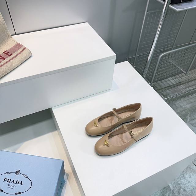 High quality factory delivery! Top quality Prada 25 Spring/Summer new Mary Jane
