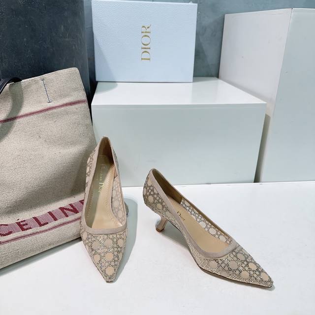 High-quality factory goods! Top-quality purchasing agent-level! Dior's new Bling