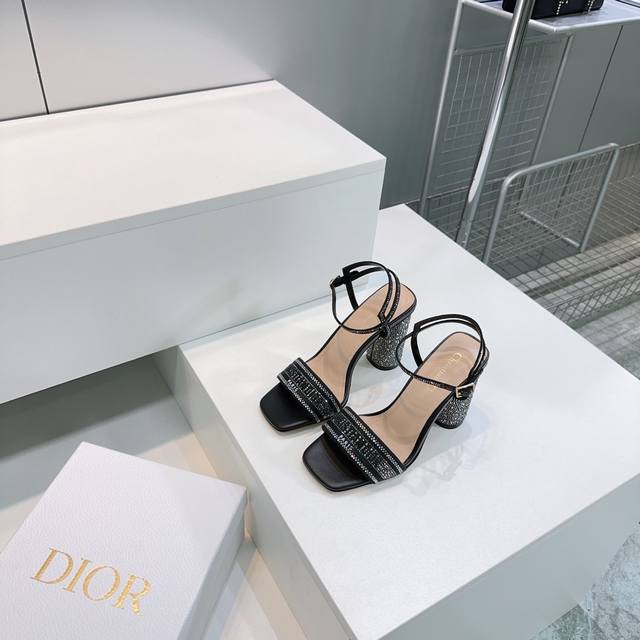 High-quality factory-made shoes! Dior's new 2025 Spring/Summer crystal-embellish