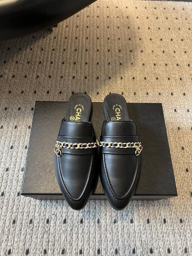 Chanel 25Ss new Chanel pointed-toe half-slipper loafers, a must-have for spring