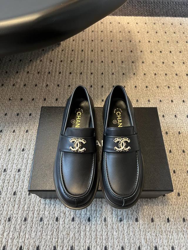 Chanel 25Ss. Chanel's new Double C loafer, a must-have for spring and summer, is