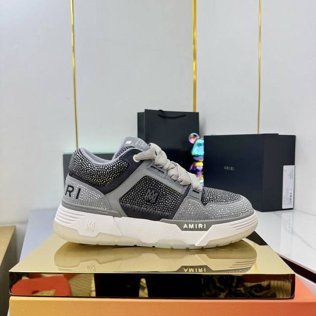 Top-tier Amiri Ma-1 loafers, a couple's casual sneaker for the new season. Forgo