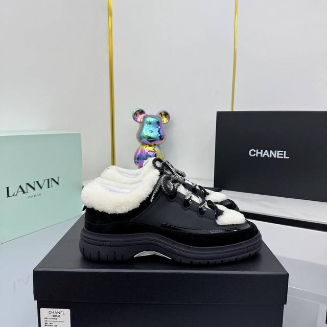 Chanel 25C Early Fall Resort Style Casual Shoes. A comfortable pair of shoes can