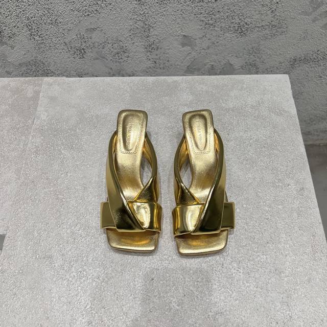 Factory Price P, Top-Rated, High-End Version, Original Development, Bottega Vene