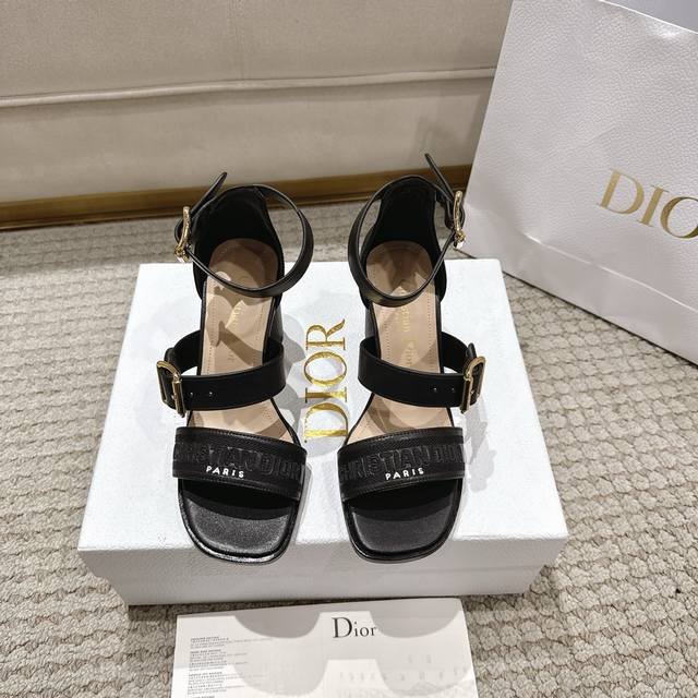 Purchasing agent level! New arrivals from Dior Cruise 2025, the Dway high heels