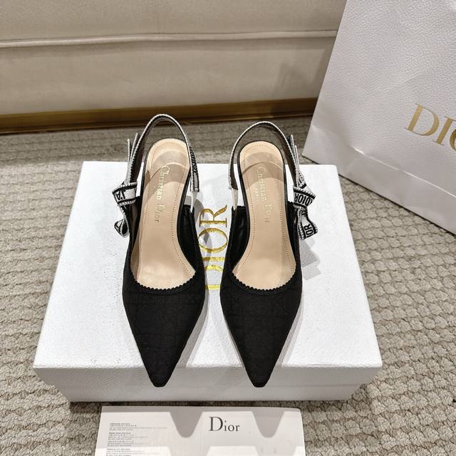 Purchasing agent level! The J'adior slingback pump is a true example of Dior's e