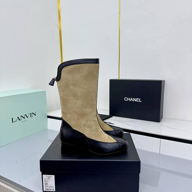 Chanel 2025 counter new short boots This classic design; the extraordinary rhine