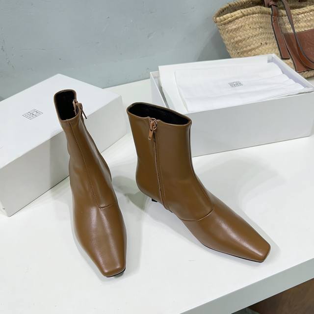 High quality factory! Niche fashion brand Toteme 25Ss autumn and winter simple k