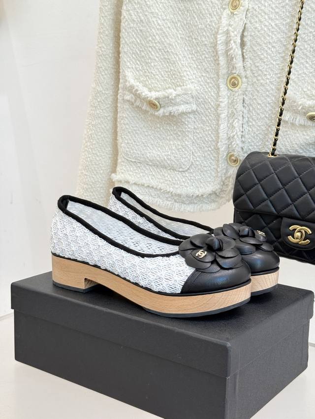 Factory Price: Chane* | Chanel 25A New Camellia Series Shoes. This season's Came