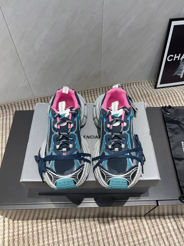 Factory: Exclusive, premium couple's edition. Balenciaga's latest spring/summer