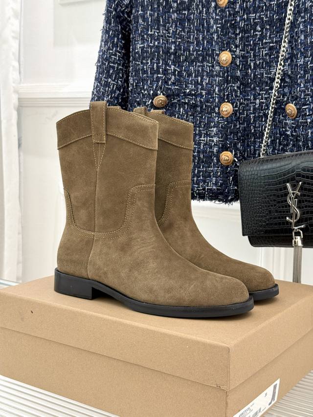 Factory Price Lemaire Classic Autumn/Winter New Western Cowboy Boots. This is a