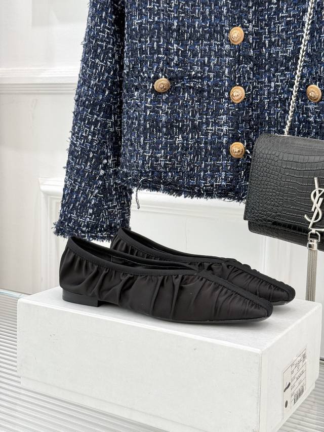 Factory Price: Toteme 25Wf New Pleated Ballet Flats. They're so beautiful! The s