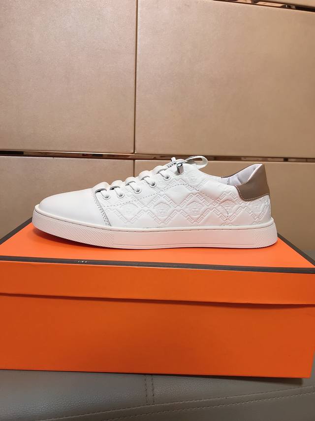 Factory Price P Versace latest trend men's casual shoes, made of Italian importe