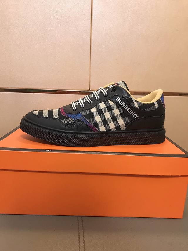 Factory Price Burberry Men's Fashion Casual Shoes. High-quality upper made of im