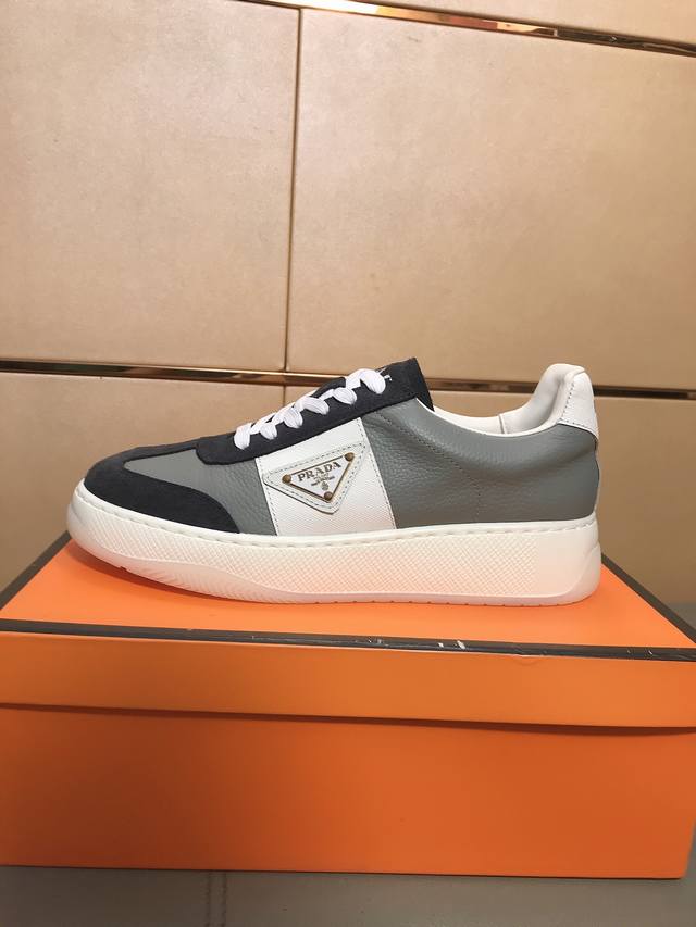 factory price P Prada latest casual fashion men's shoes popular version of the s