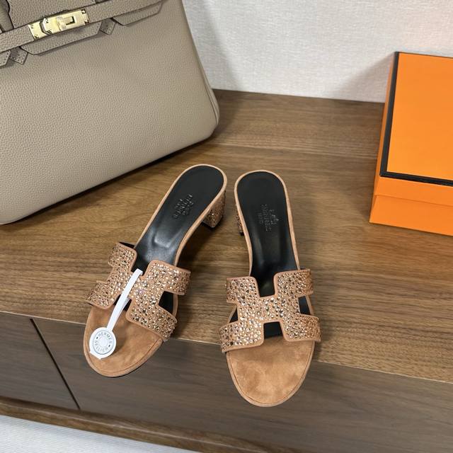 factory price Pp, large diamond surface Hermes H slippers Oran sandals series fa