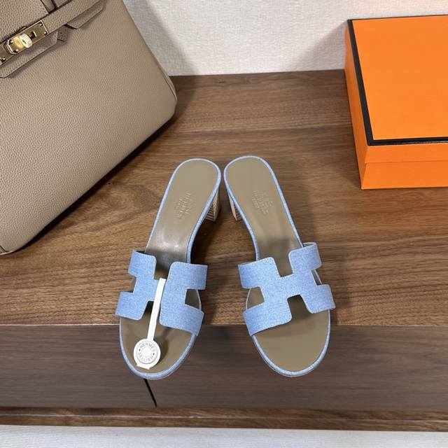 factory price P, denim Hermes H slippers Oran sandals series are fashionable and