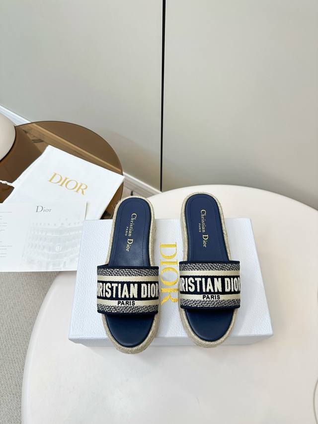 Dior | Dior's new 2025 early spring padded-embroidered thick-soled hemp rope sli