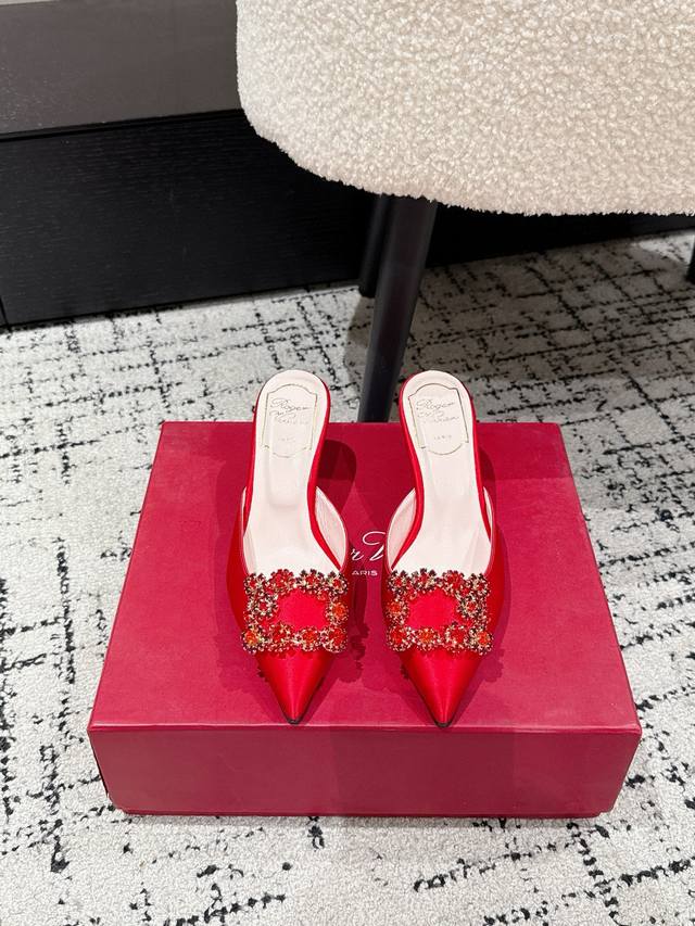 Roger Vivier 25 Ss Rv New satin rhinestone half-slip shoes with diamonds arrange