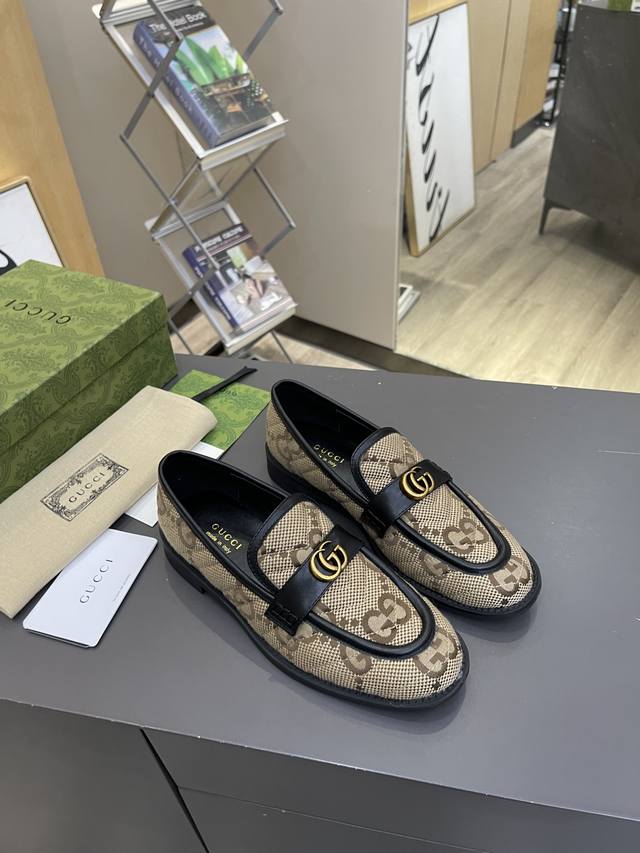 Factory Price P 2025 New G House Classic Design Loafers, made of V-shaped quilte